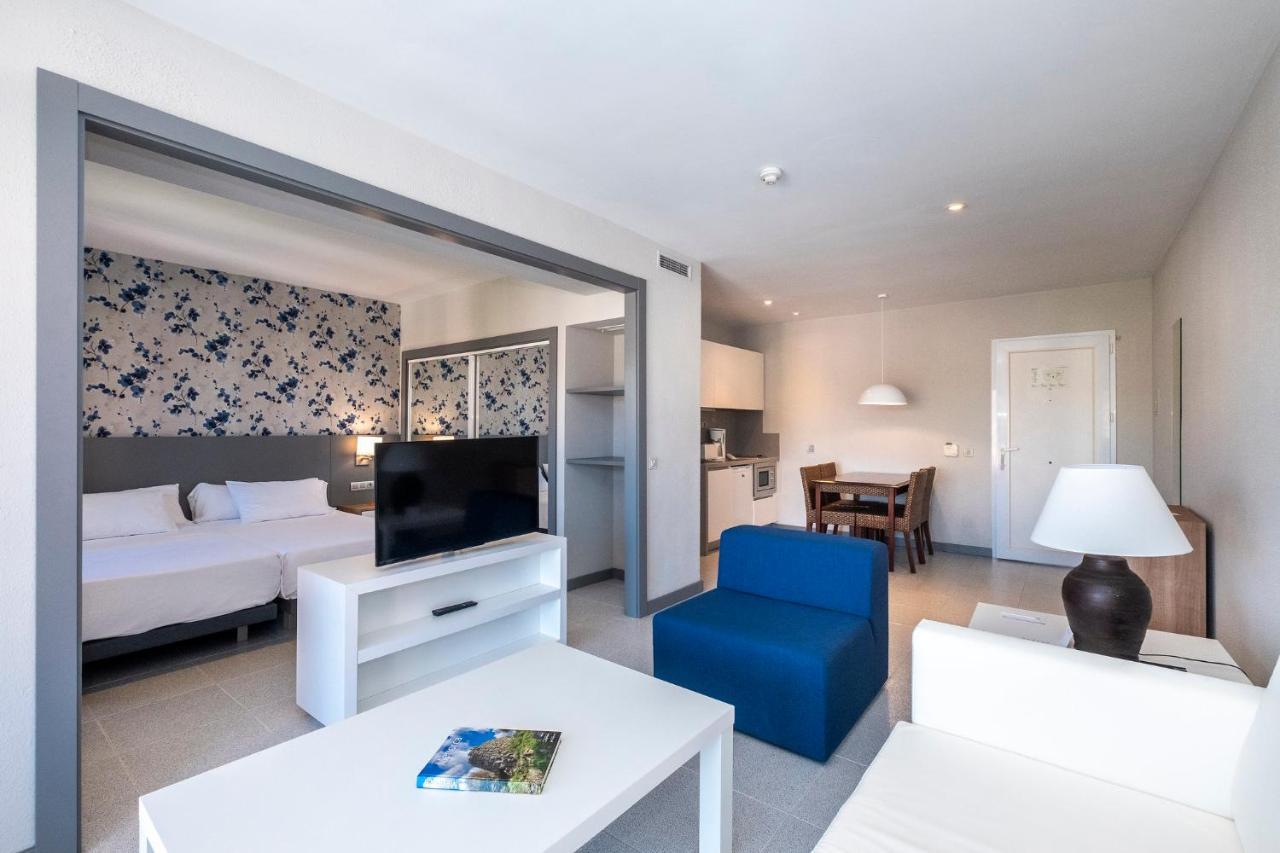 Hg Jardin De Menorca Aparthotel Son Bou Exteriör bild